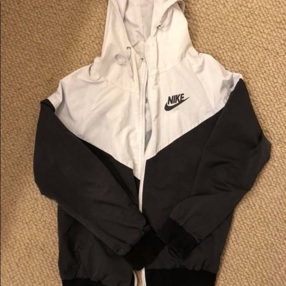 Nike windbreaker